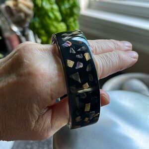 Vintage Lucite bangle with abalone